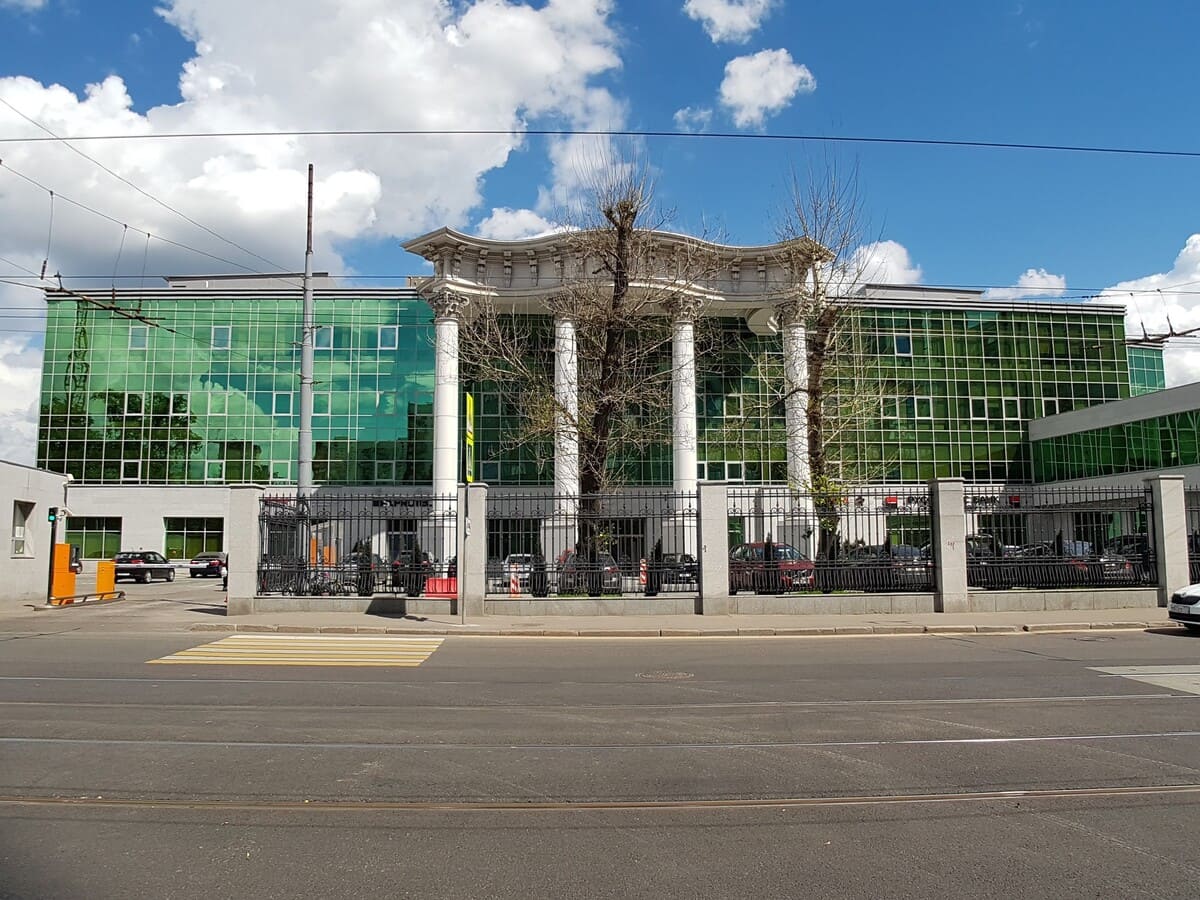 Офисы от 950 до 1100 кв.м. в аренду и продажу в Москве и Московской области